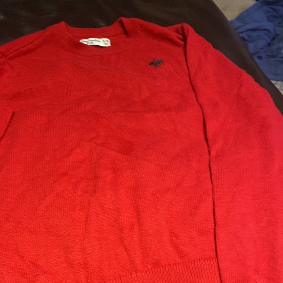 Abercrombie kids sweater, worn once. Excellent condition - Picture 2 of 2